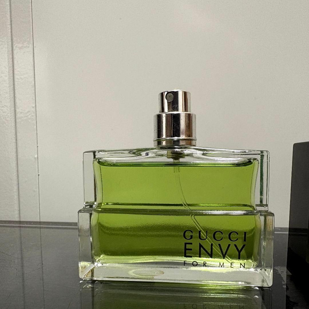 グッチ カルバンクライン 香水