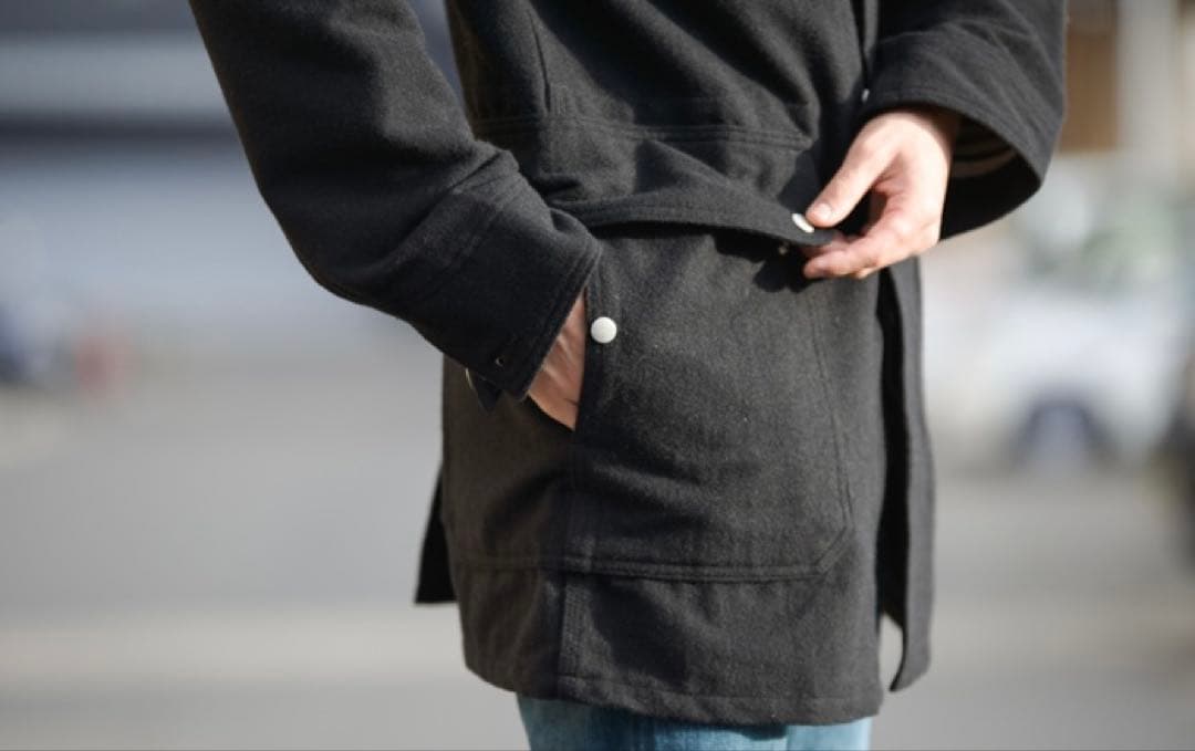 お値下げ中SASSAFRASフォールリーフコートBLACK