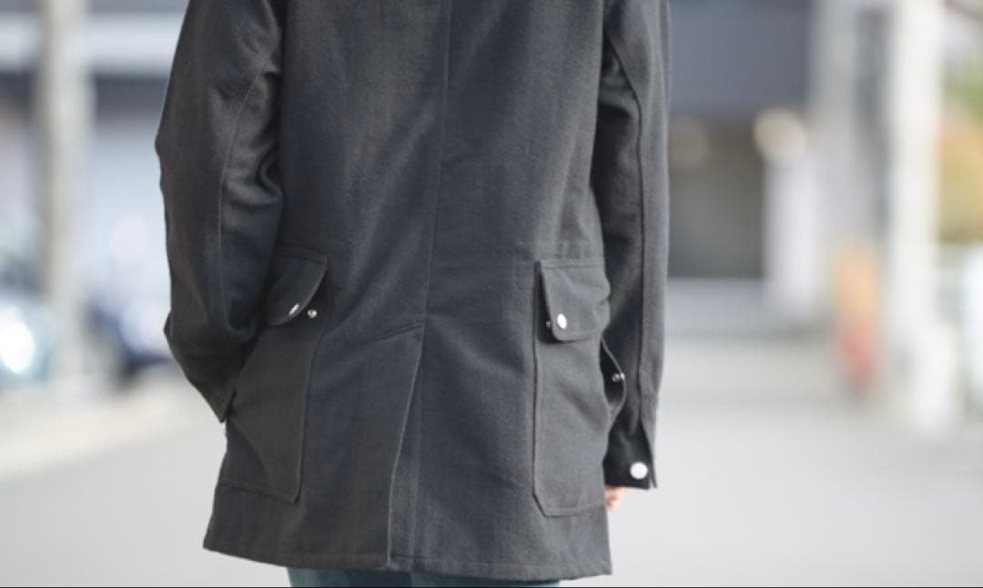 お値下げ中SASSAFRASフォールリーフコートBLACK