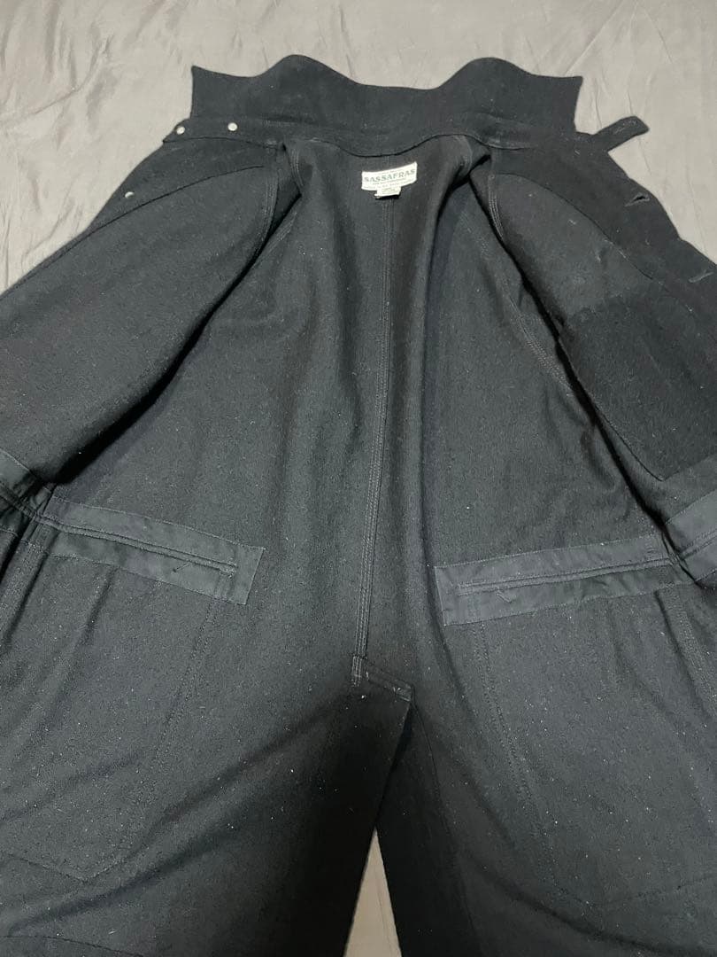 お値下げ中SASSAFRASフォールリーフコートBLACK