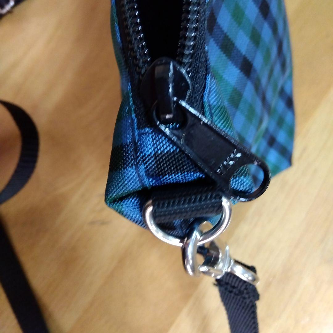 ファミリア familiar 舟形 ショルダーバッグ ポシェット