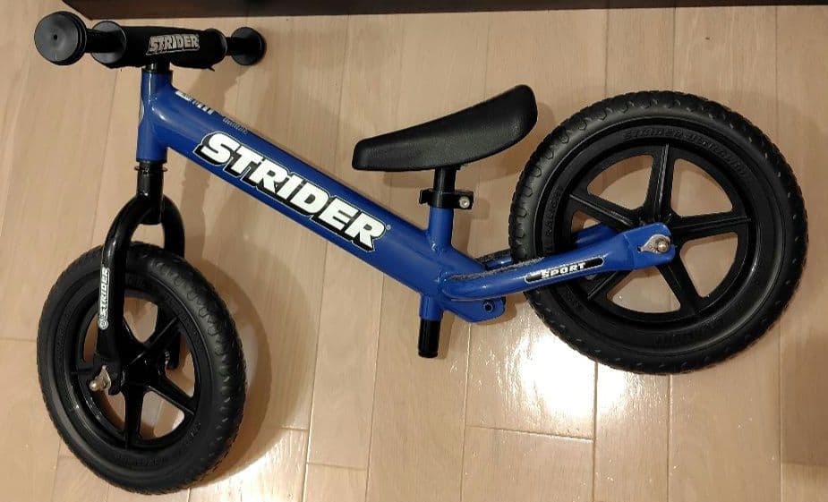 新品☆STRIDER ストライダー スポーツ ブルー 青 おまけ付き