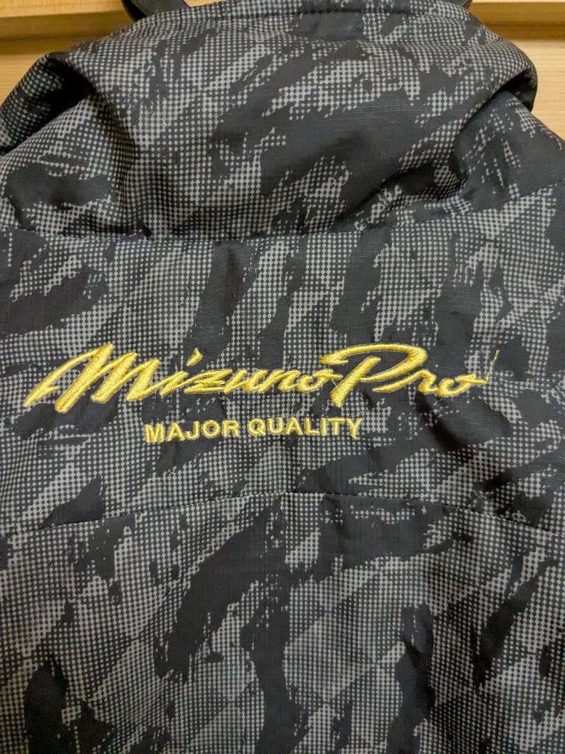 ミズノプロ　ウインドブレーカー上下　ブレスサーモ　Ｏサイズ