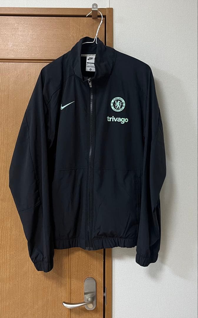 チェルシー　トリバゴ ウィンドブレーカー M