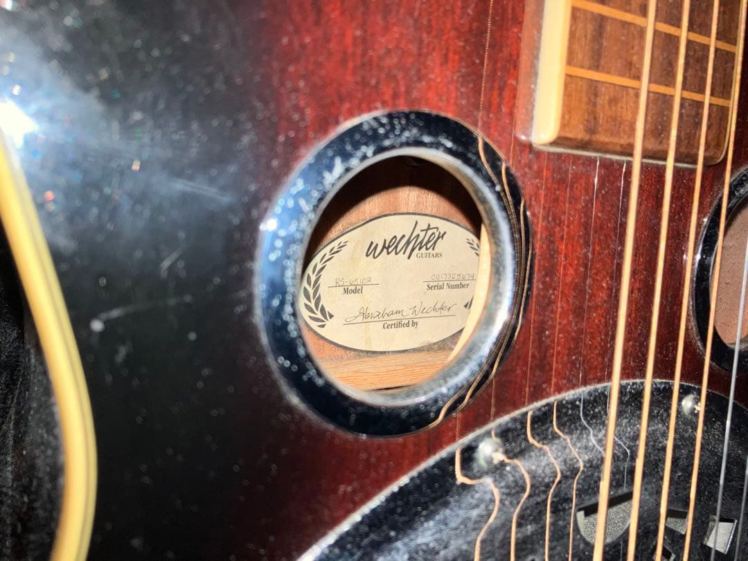 Dobro (ドブロ・リゾネーターギター) ハードケース付き