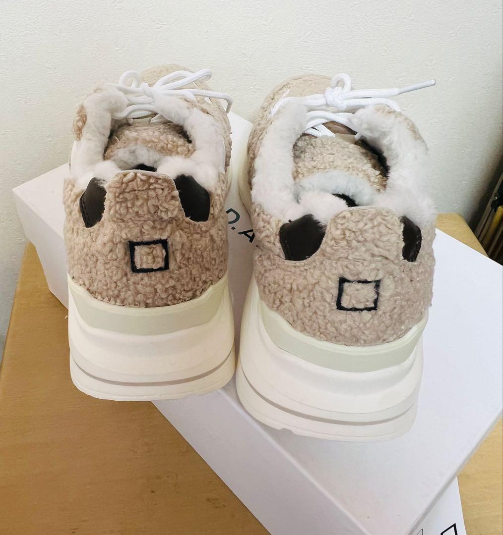 D.A.T.E. スニーカー