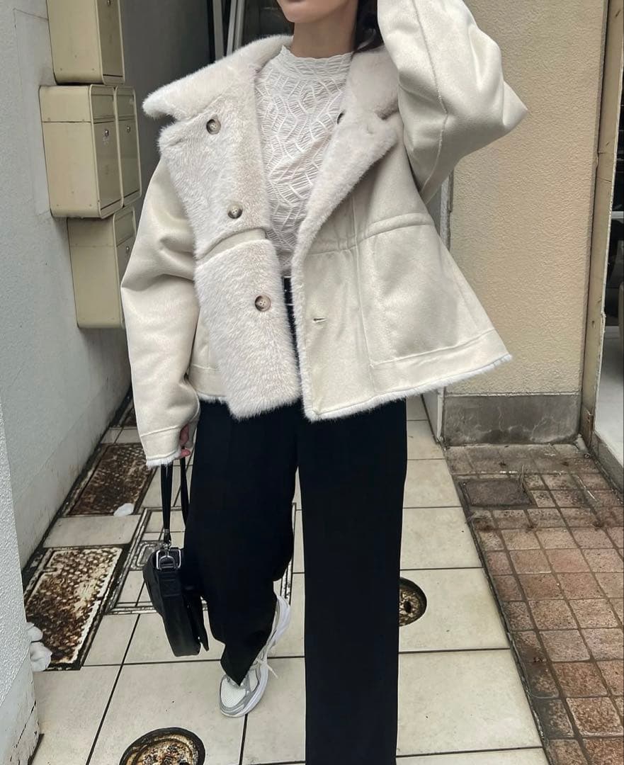 【美品】willfully ファーダブルブレストアウター