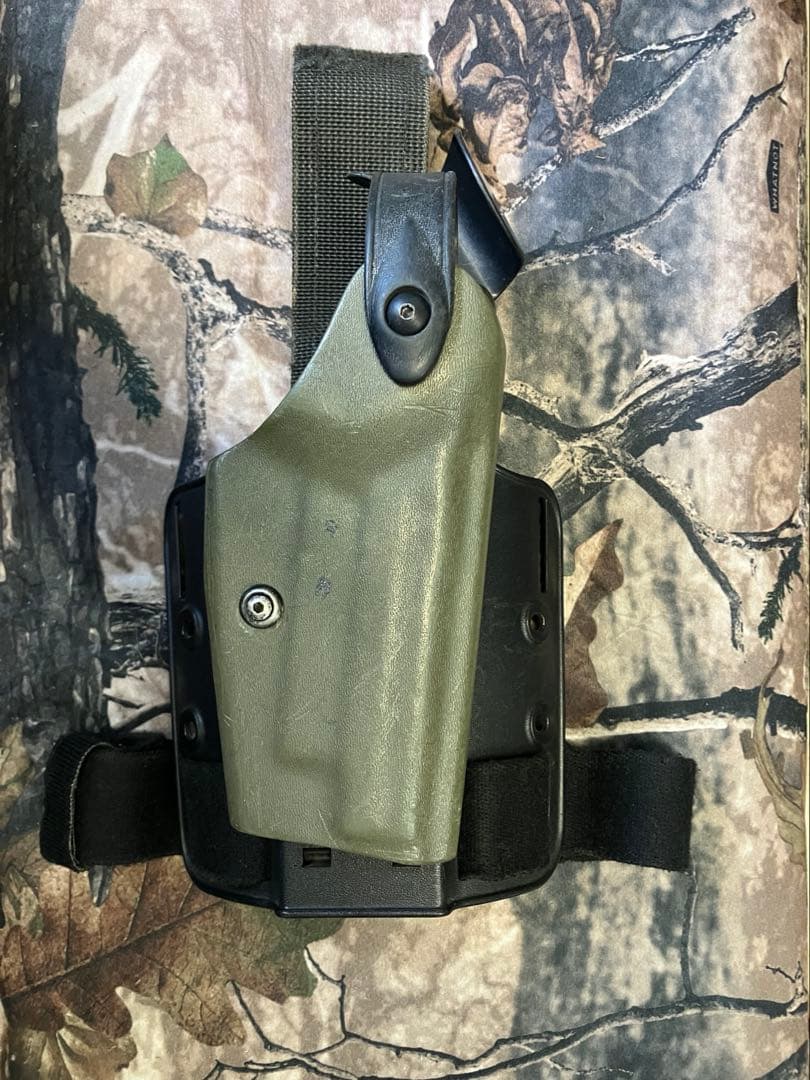 実物　Safariland製P-226用ホルスター オリーブドラブ　廃盤　完動品