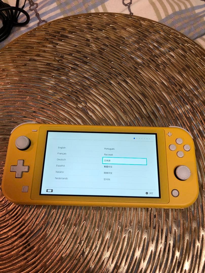 Nintendo Switch Lite イエロー 任天堂