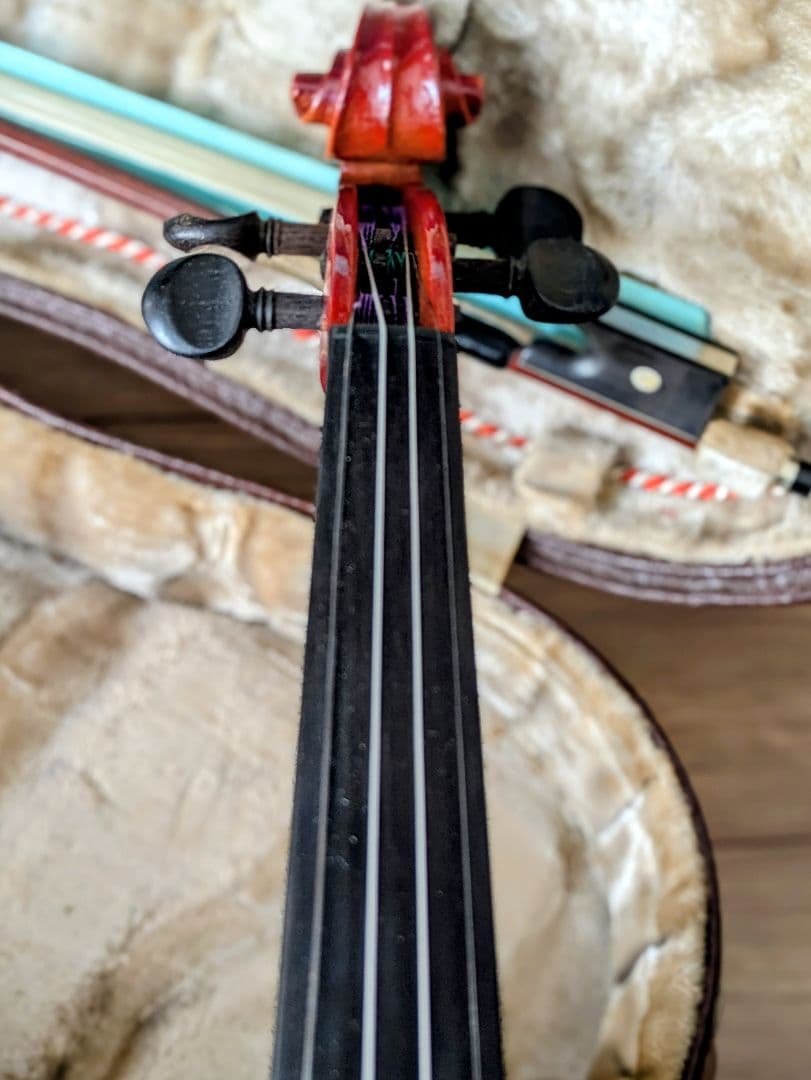 チェコ製 ストラディバリウス バイオリン 4/4 弓 a.rau＊＊ ケース一式