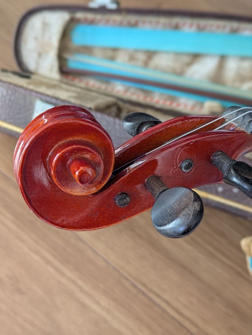 チェコ製 ストラディバリウス バイオリン 4/4 弓 a.rau＊＊ ケース一式