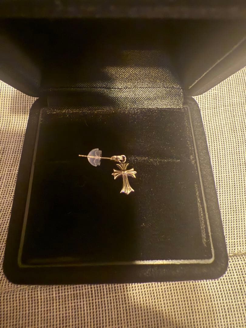 K18ホワイトゴールド　ピアス