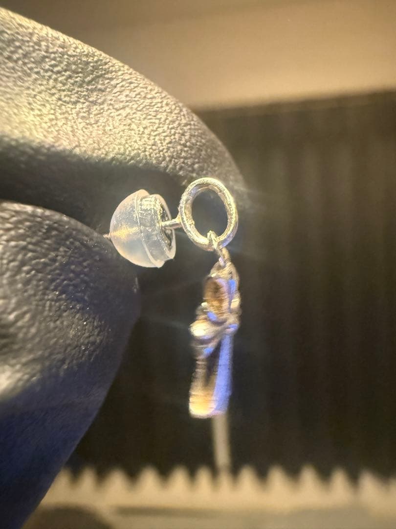 K18ホワイトゴールド　ピアス