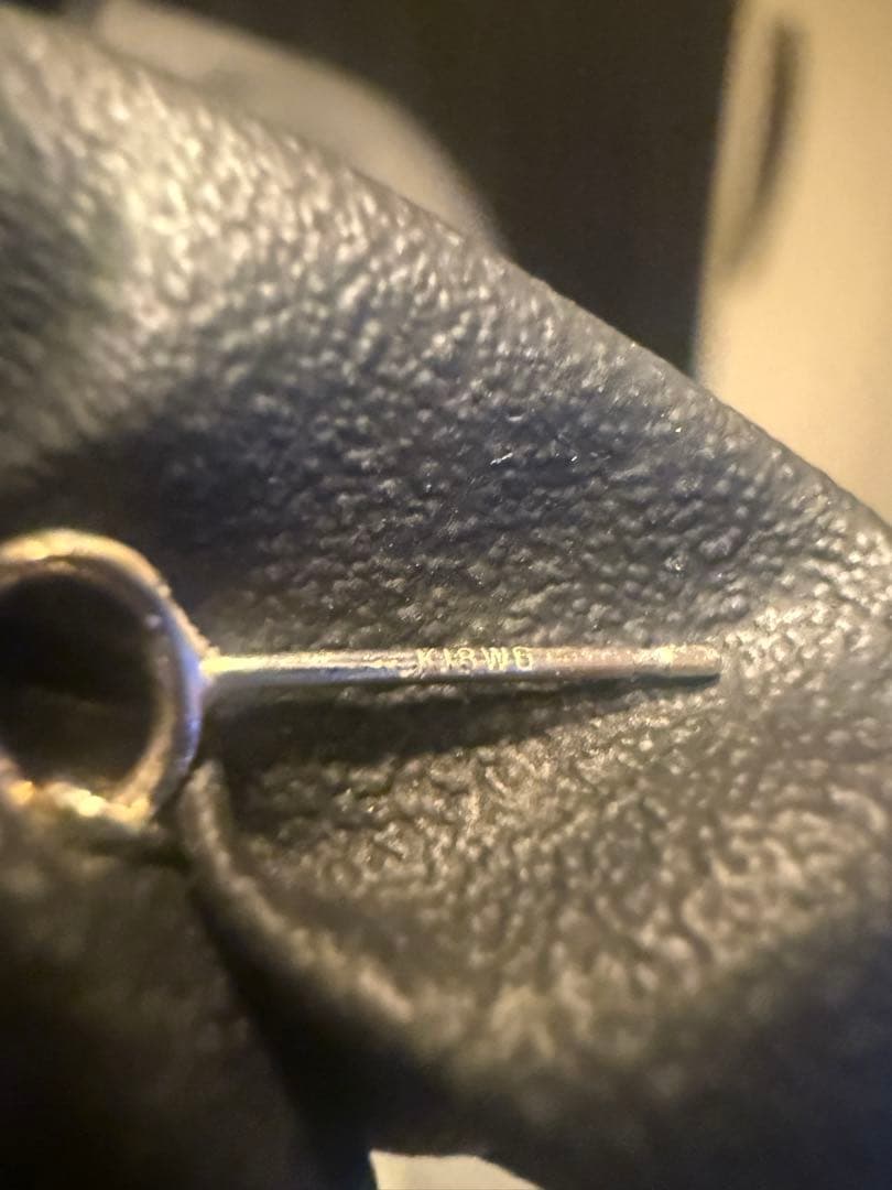 K18ホワイトゴールド　ピアス