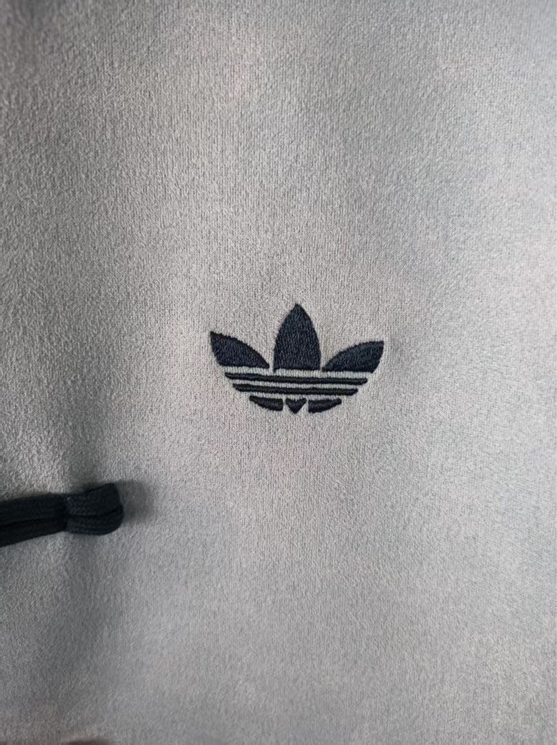 新年限定モデル アディダス 新中式 ジップアップジャケット ライトブルー L