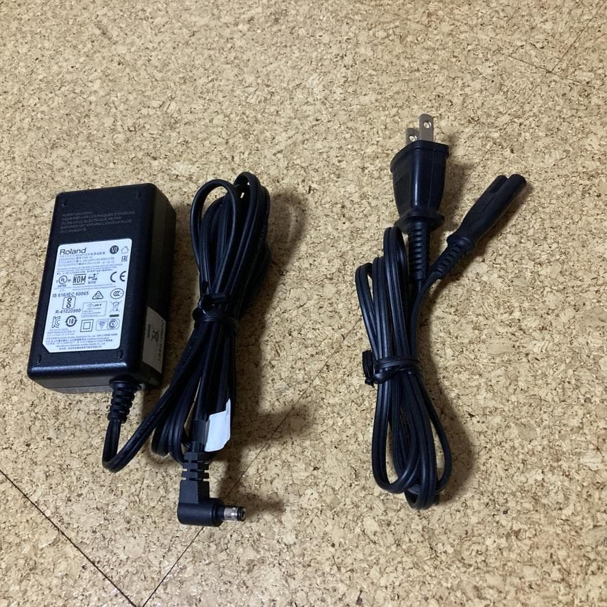 Roland JUNO-DS61 シンセサイザー 61鍵 ソフトケース付き