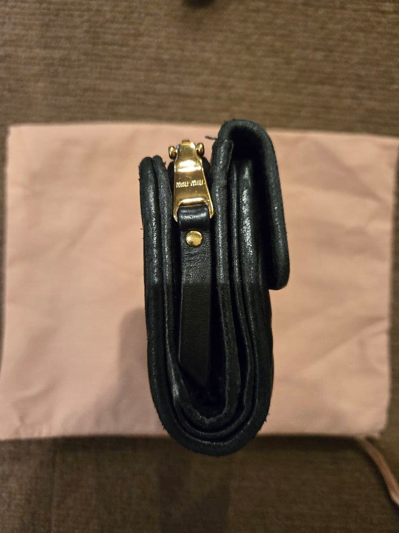 miumiu 折り財布 マテラッセ ブラック