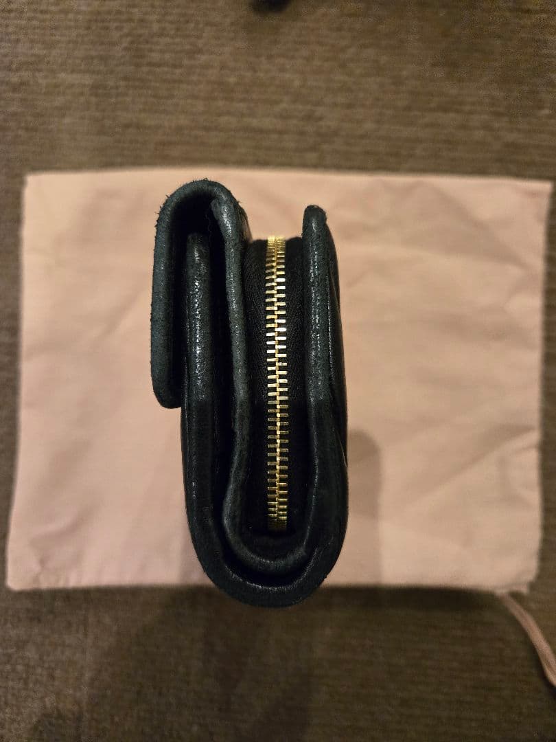 miumiu 折り財布 マテラッセ ブラック