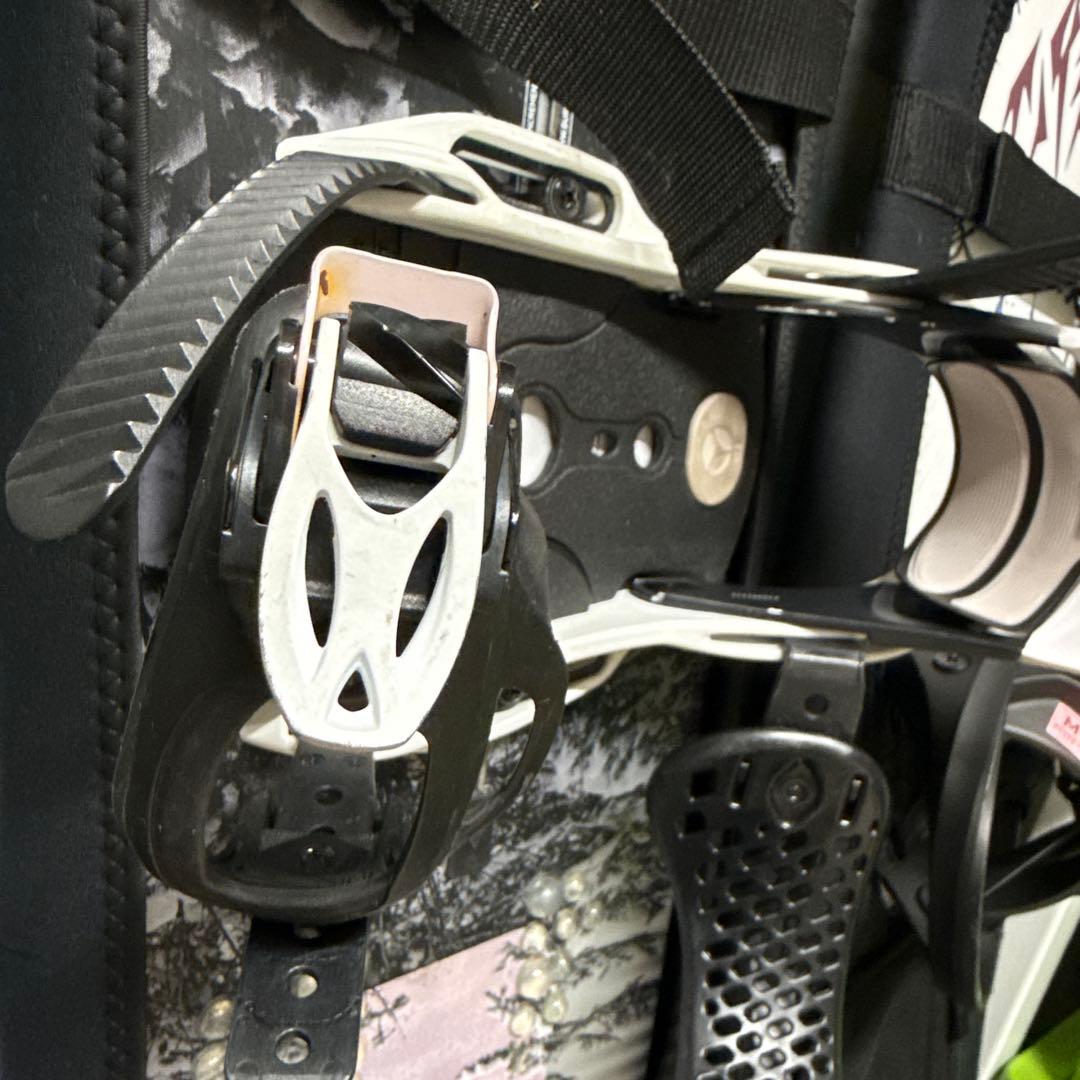 BURTON Feelgoodスノーボード + Lexa Xビンディング セット