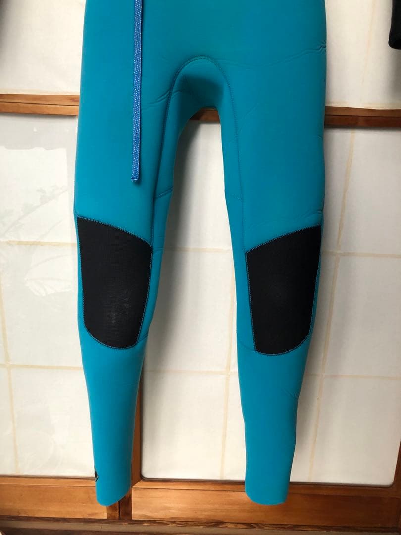 bewet ビーウェット セミドライ フリーショールダー