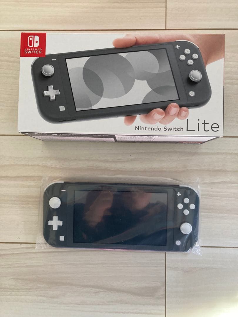 新品　Nintendo Switch Lite　本体 グレー