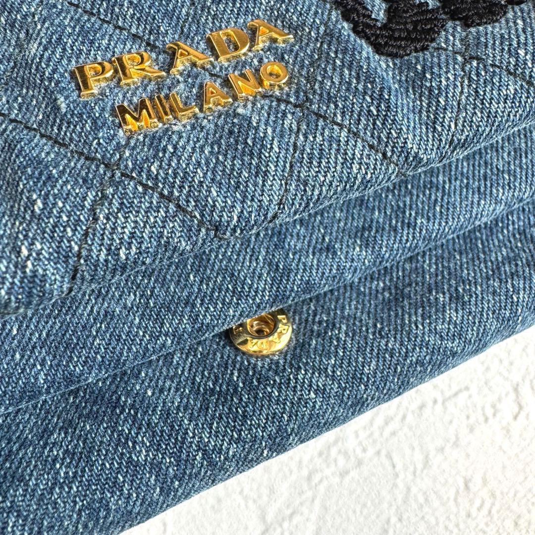 PRADA プラダ デニム 刺繍 クラッチバッグ マルチポーチ フラワー