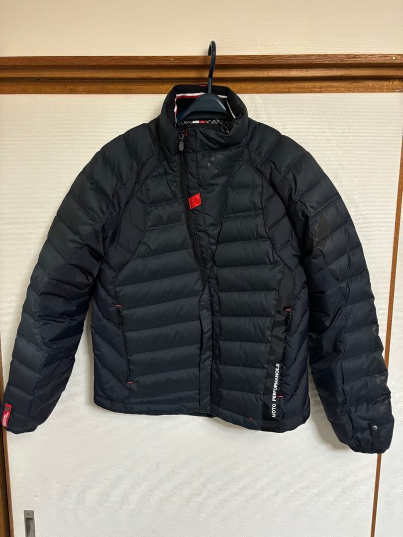 クシタニ　アロフトフードジャケットMサイズ　新品同様＋プロテクター付き