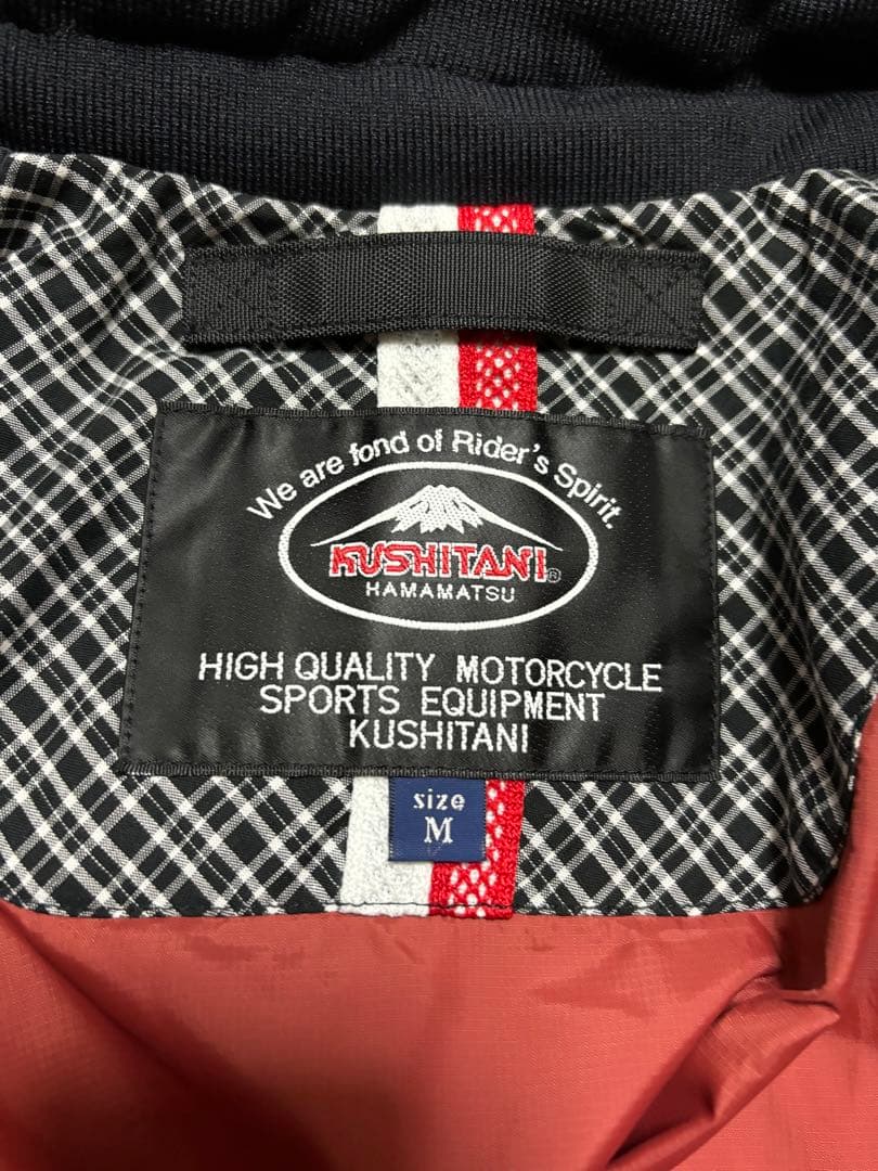 クシタニ　アロフトフードジャケットMサイズ　新品同様＋プロテクター付き