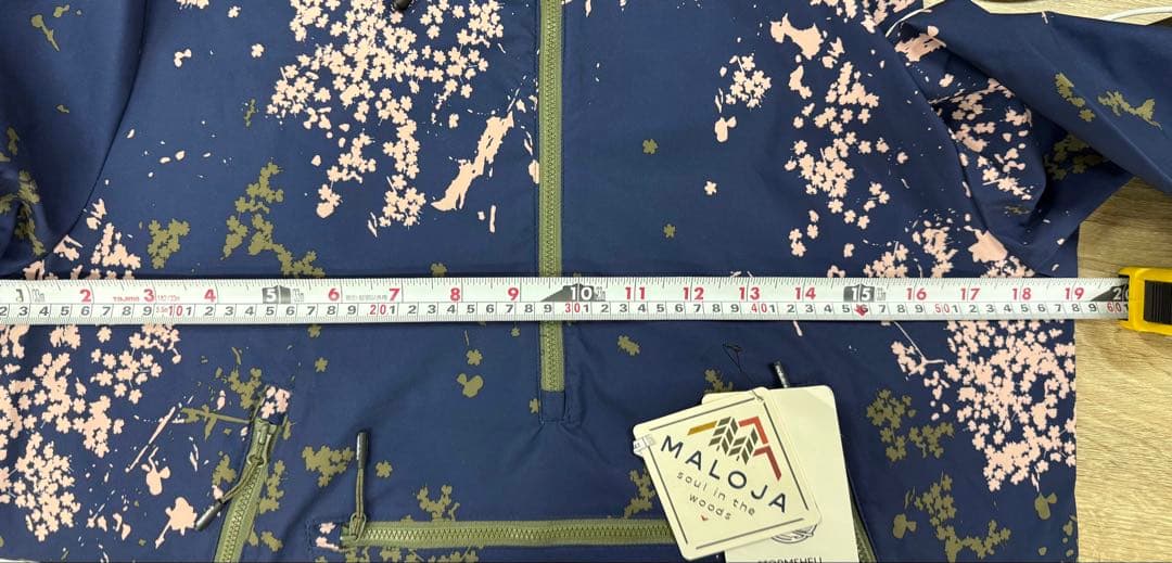 【新品未使用】マローヤ　maloja スキー　スノーボード　ウェア　アウター