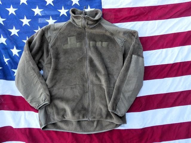 米軍実物　ポーラテックフリースジャケット　XL-L　コヨーテ ECWCS　140