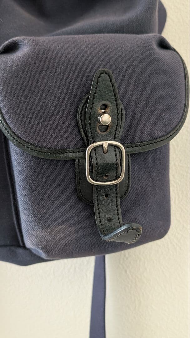 バッグ BILLINGHAM CARLTON-RUCKSACK NAVY