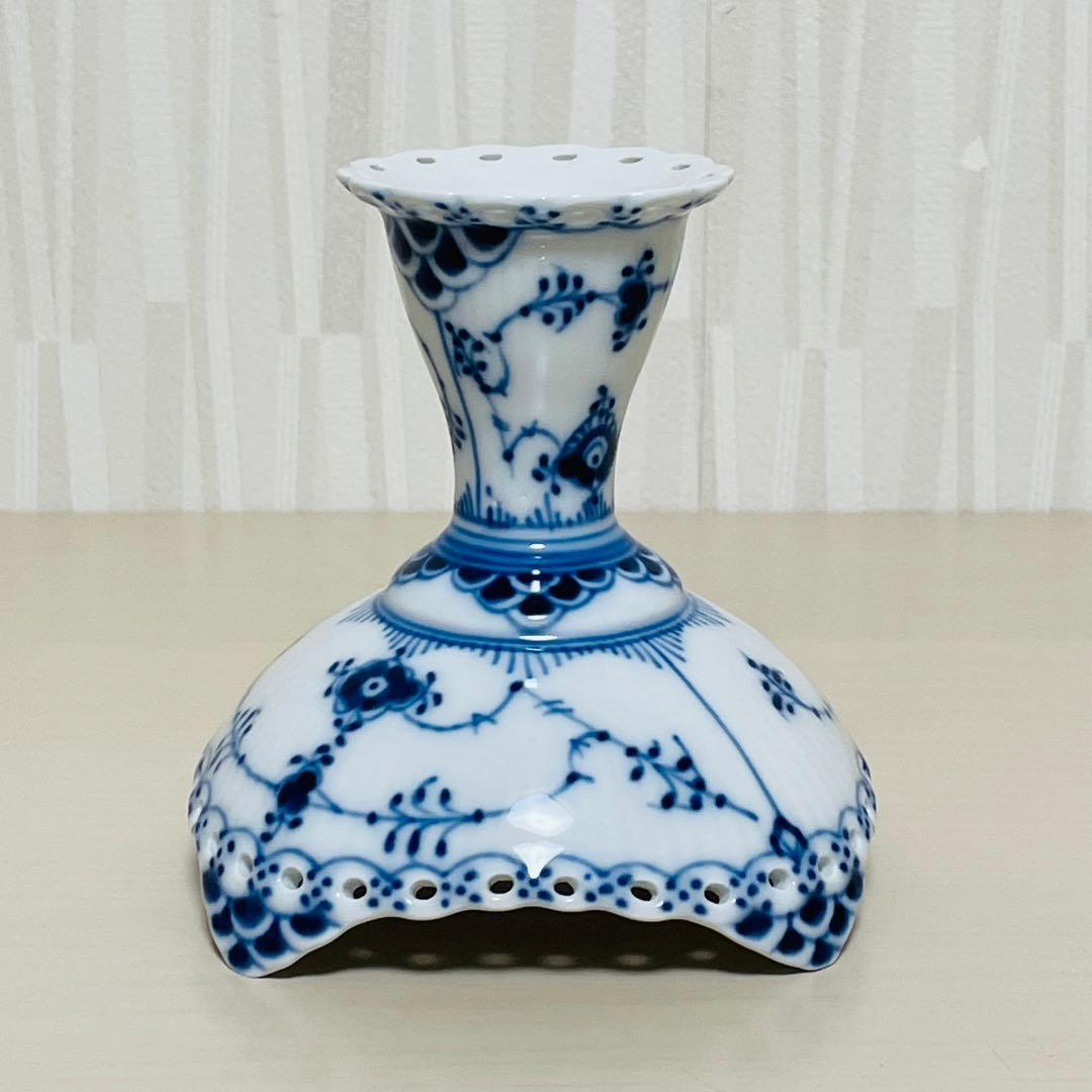 ロイヤルコペンハーゲン ブルーフルーテッド フルレース キャンドルスタンド