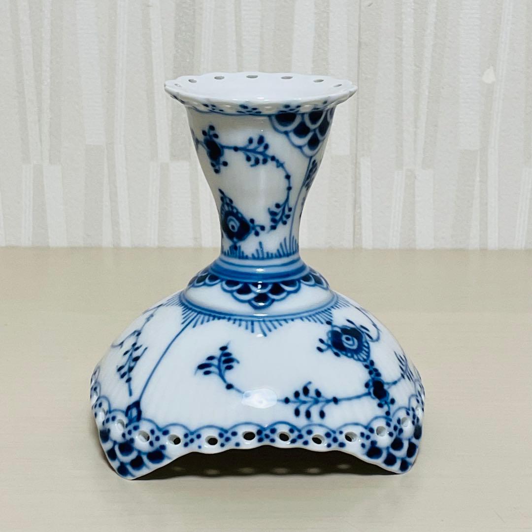 ロイヤルコペンハーゲン ブルーフルーテッド フルレース キャンドルスタンド