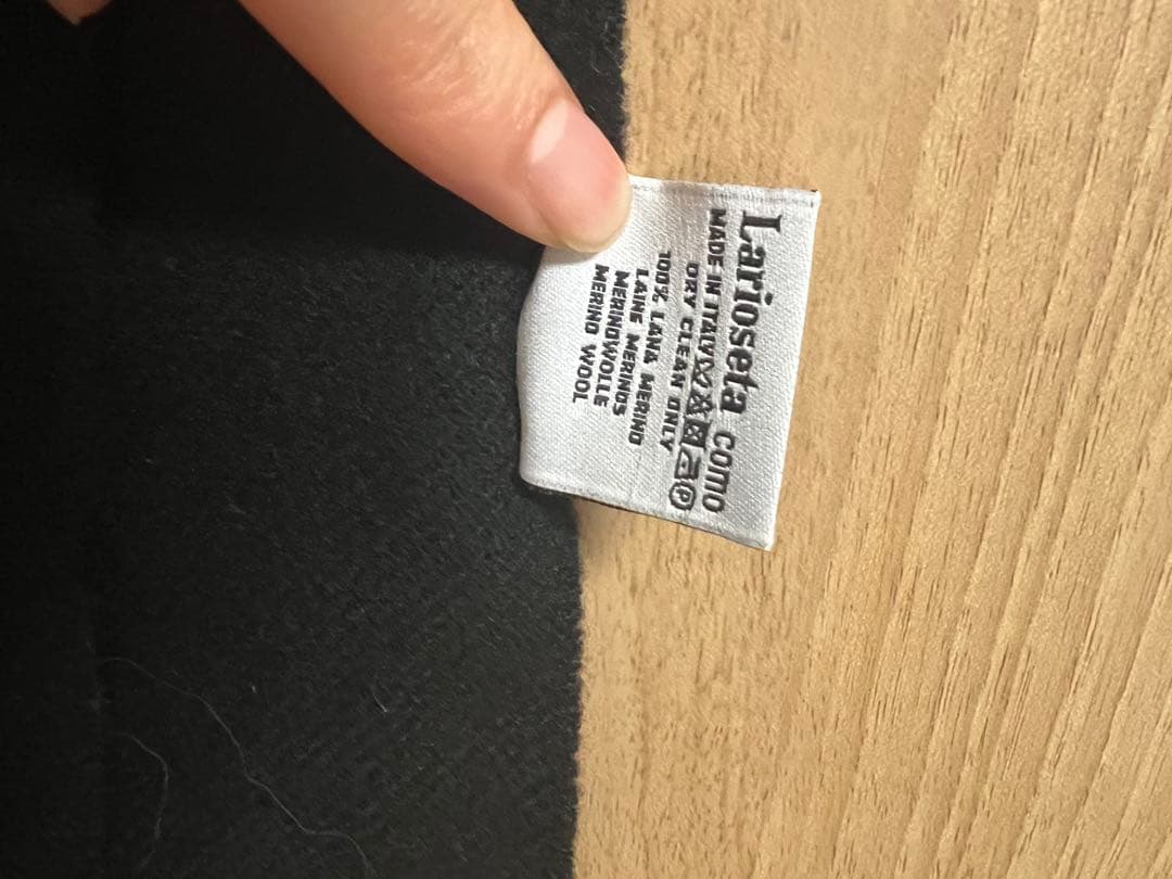 MOSCHINO クマ刺繍 マフラー 黒