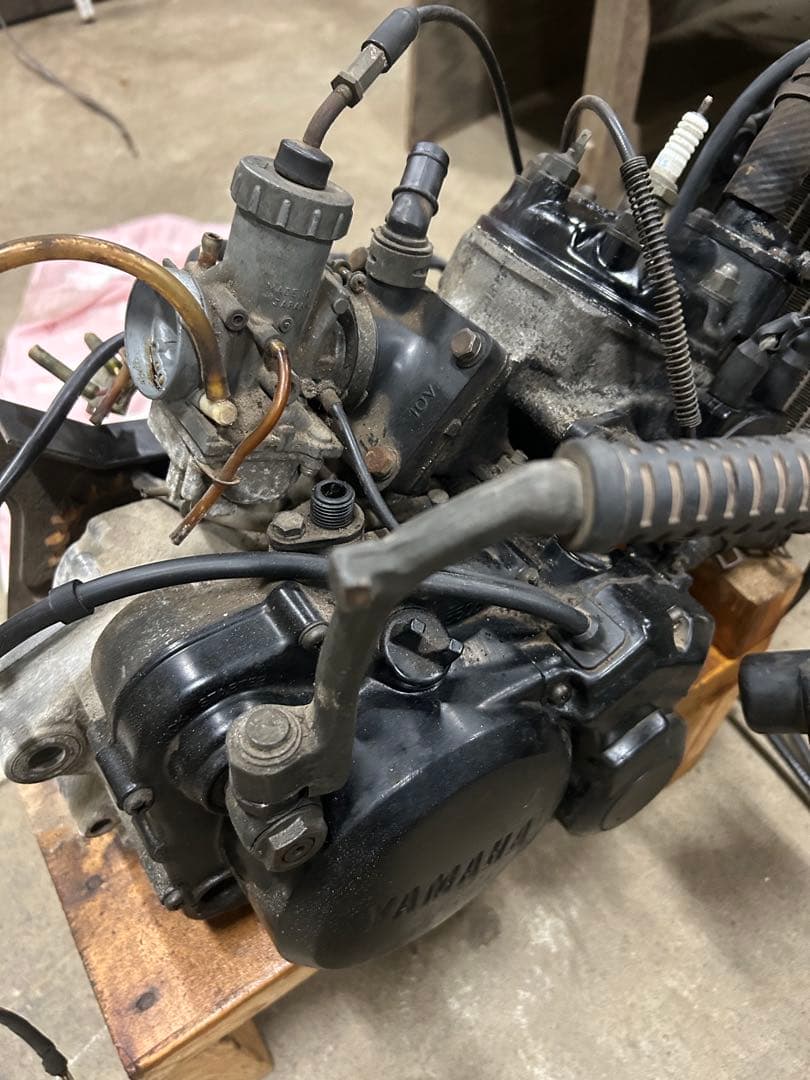 ヤマハ rz125 YPVS 2ストロークエンジン