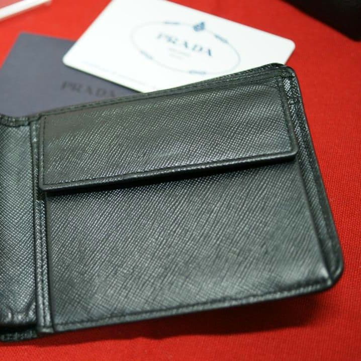 プラダ PRADA 2つ折り財布 小銭入れ付き ブラック SAFFIANO
