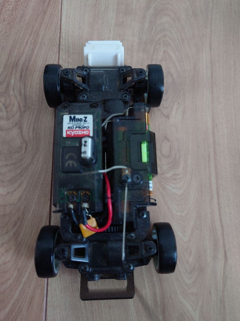 ミニッツ　AWD ma-010 AE86 フォーミュラ　藤原とうふ店