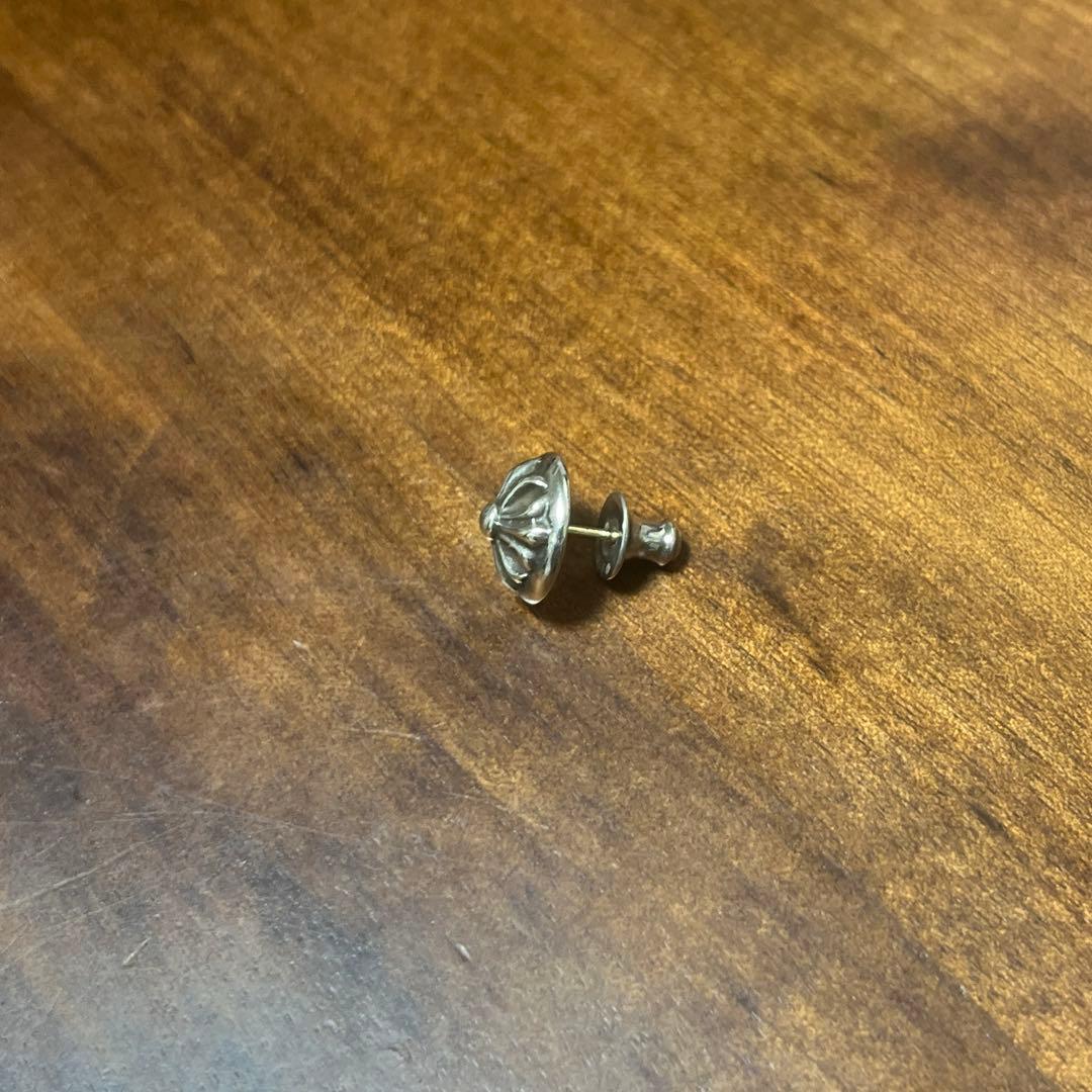 クロムハーツ クロスボール ピアス