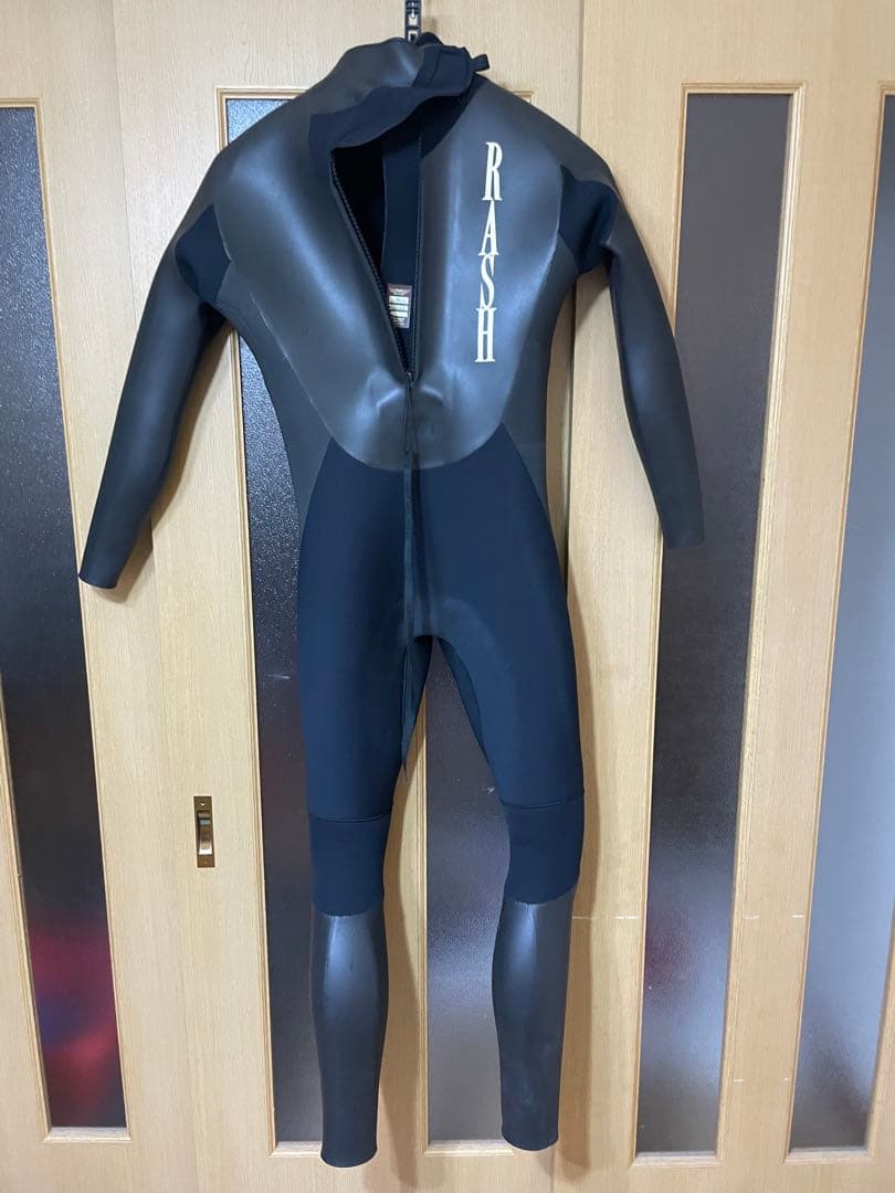 RASH ブラック フルスーツ セミドライ　ML/L