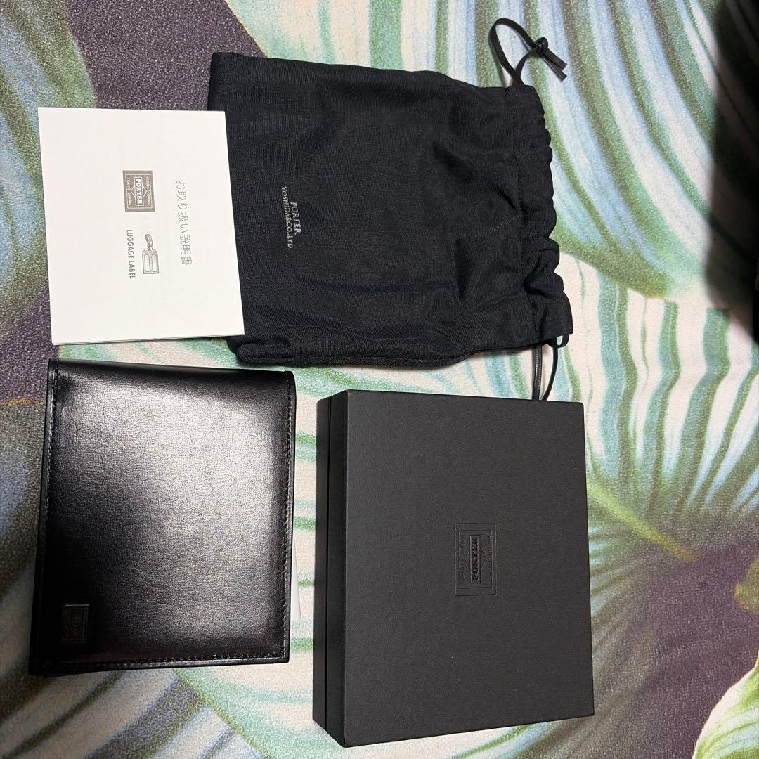 ポータープリュム財布美品