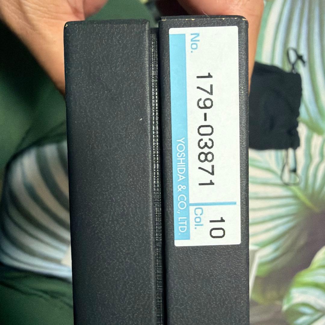 ポータープリュム財布美品