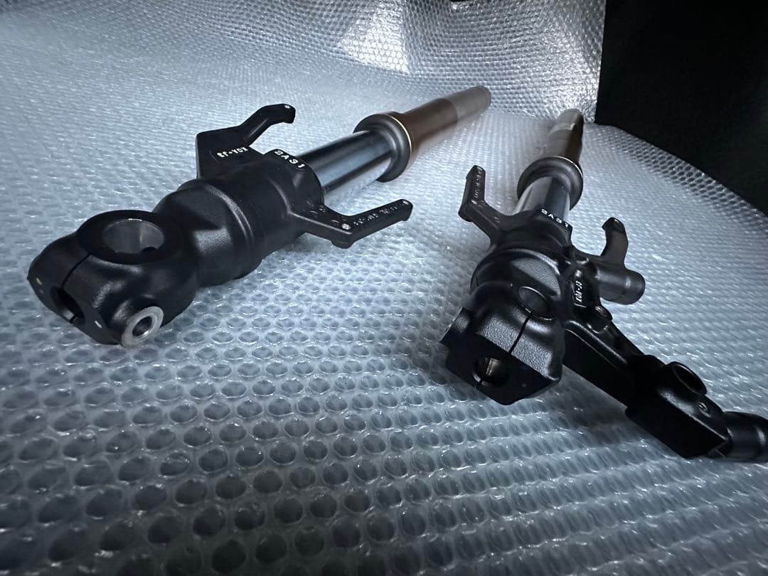 ホンダCB250R(MC52)純正フロントフォーク