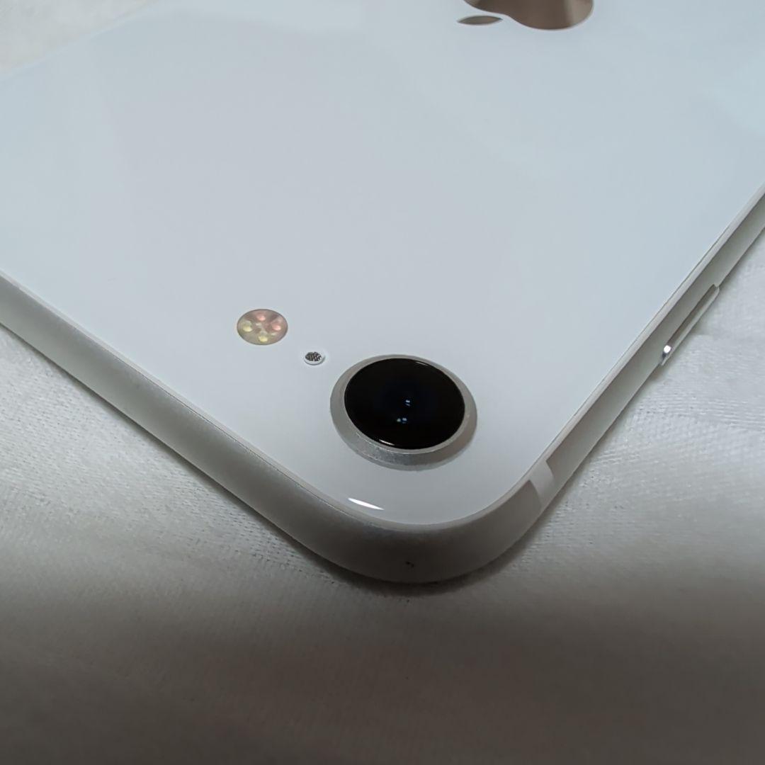 iPhone SE 第2世代　64