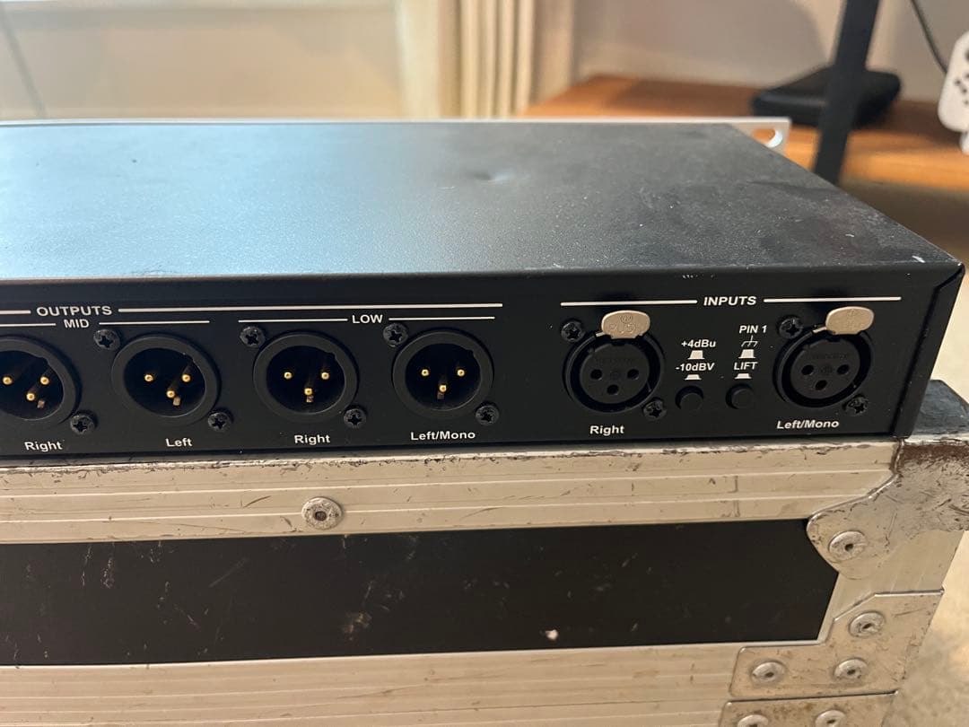 DBX Dack PA+ マルチプロセッサー中古品　1Uラックおまけ付