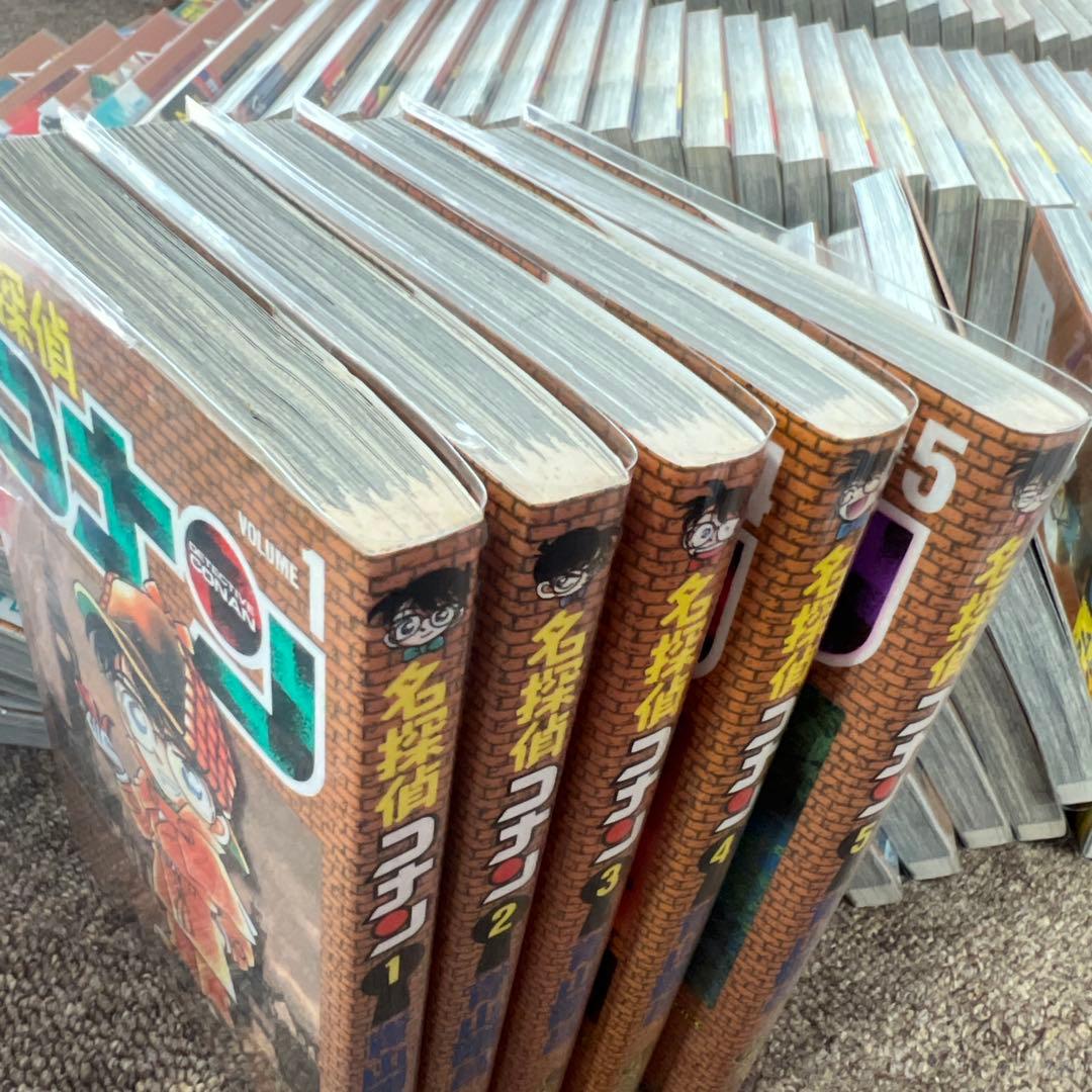 専用。名探偵コナン　漫画　1〜102巻　他3冊　 まとめ売り　初版あり　希少レア