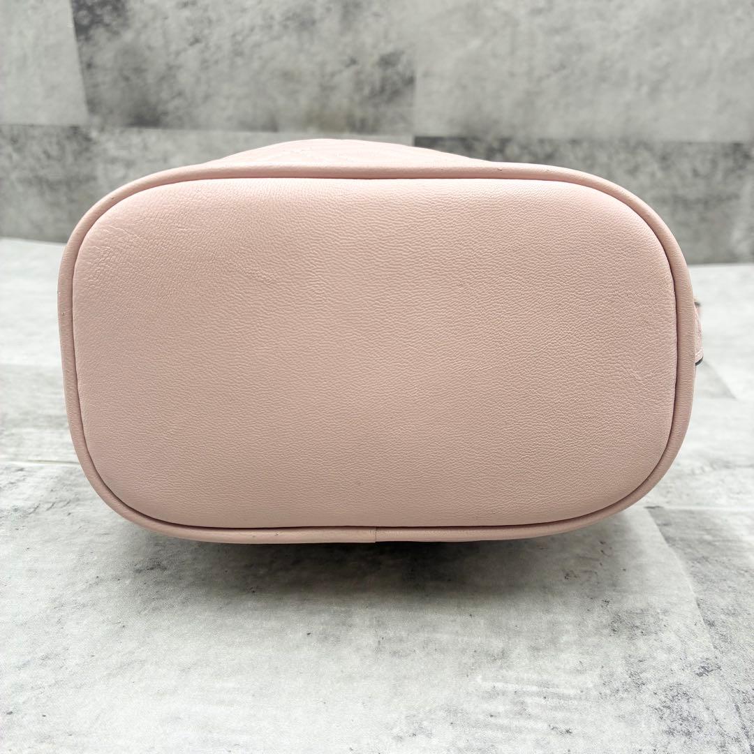 ✨美品✨トリーバーチ　バケットバッグ　フレミング　エンボスロゴ　レザー　ピンク