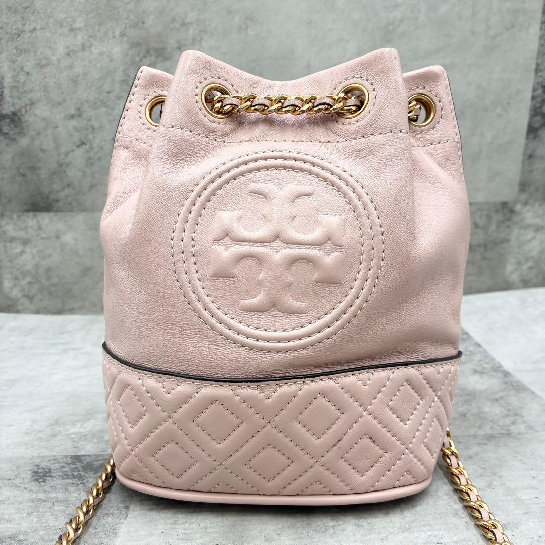 ✨美品✨トリーバーチ　バケットバッグ　フレミング　エンボスロゴ　レザー　ピンク