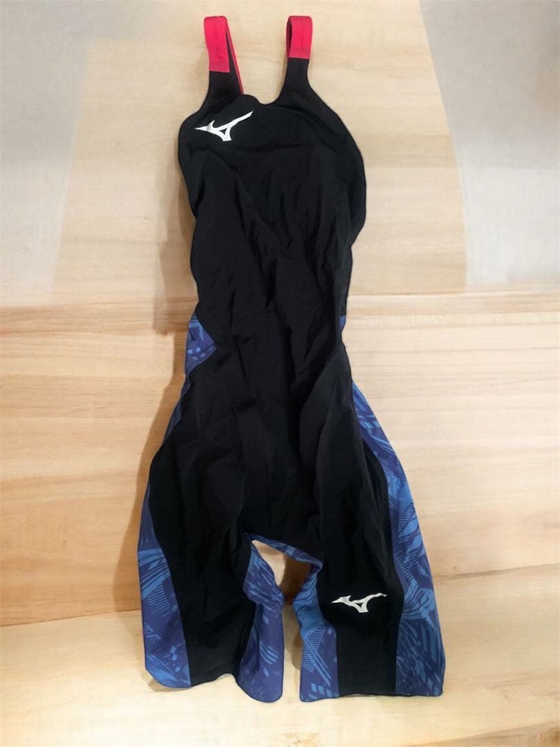 ミズノ競泳用　高速水着　サイズXS