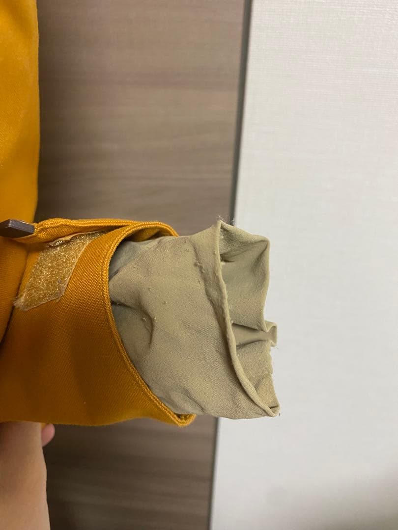 BURTON マスタード フード付きジャケット