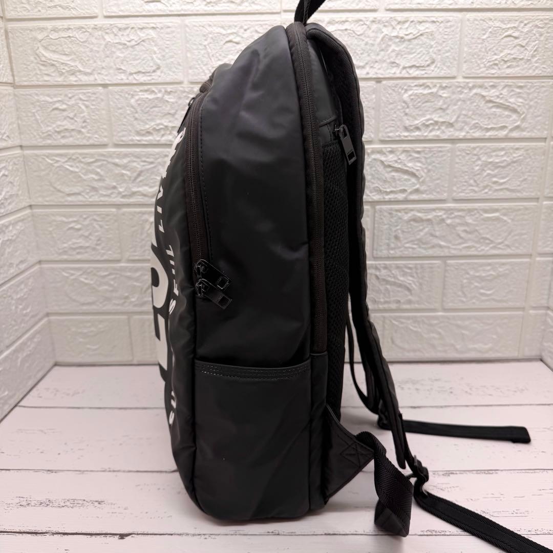 【即完売✨美品】　ディーゼル　リュック　バッグ　ブラック　ビックロゴ